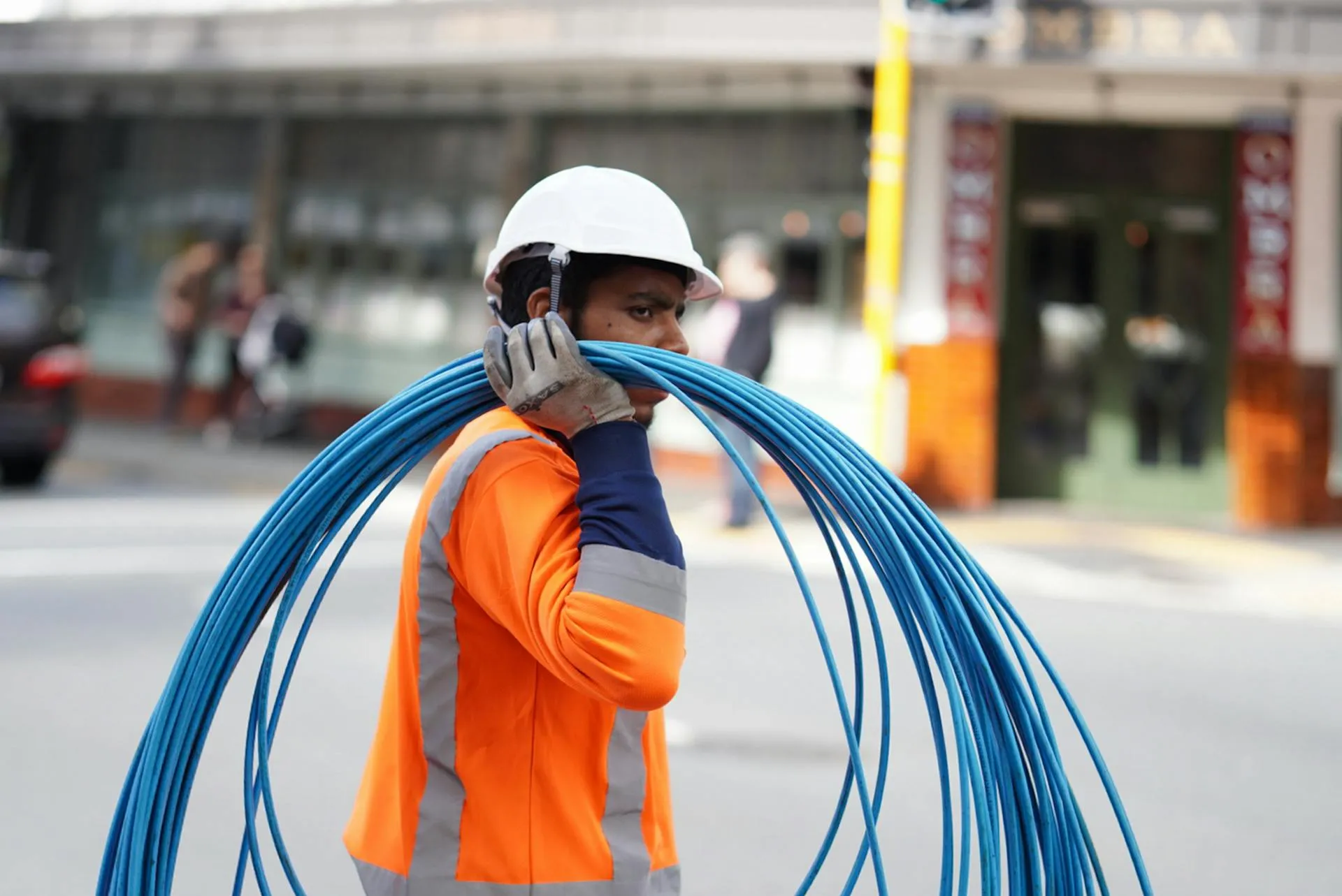 Déploiement réseau fibre optique FTTH en tranchée